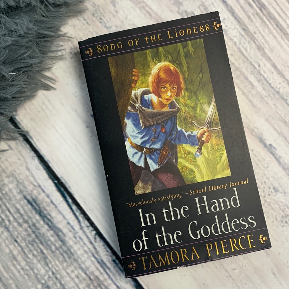 In the Hand of the Goddess by Tamora Pierce